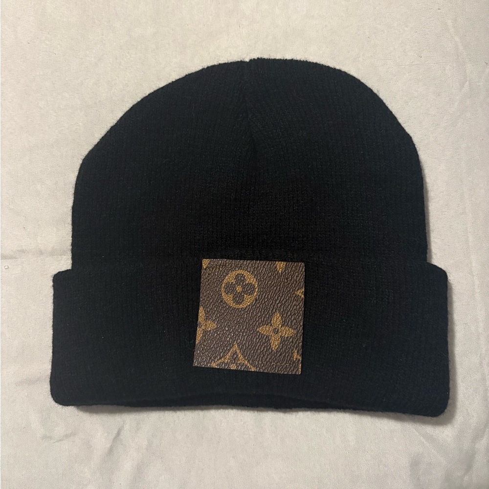 Black Knit Beanie with Brown Accent